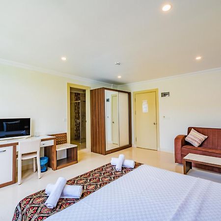 קס La Moda Beach Hotel מראה חיצוני תמונה