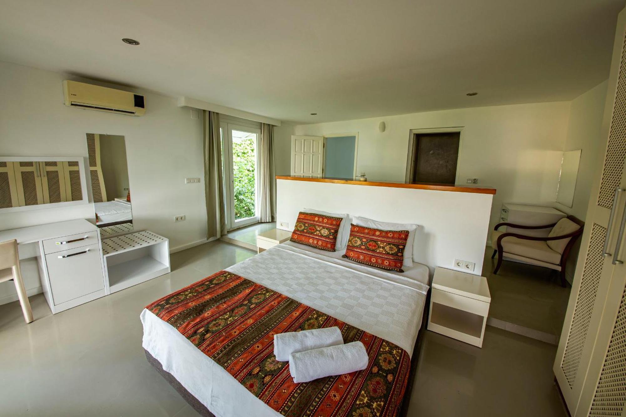 קס La Moda Beach Hotel מראה חיצוני תמונה