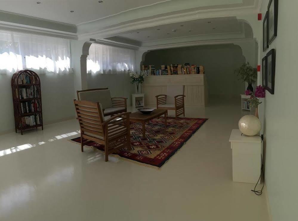 קס La Moda Beach Hotel מראה חיצוני תמונה